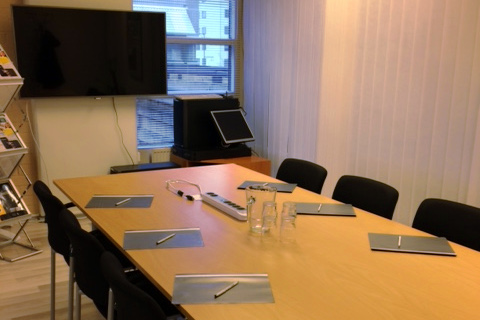 Koulutus HRSuunnin tiloissa